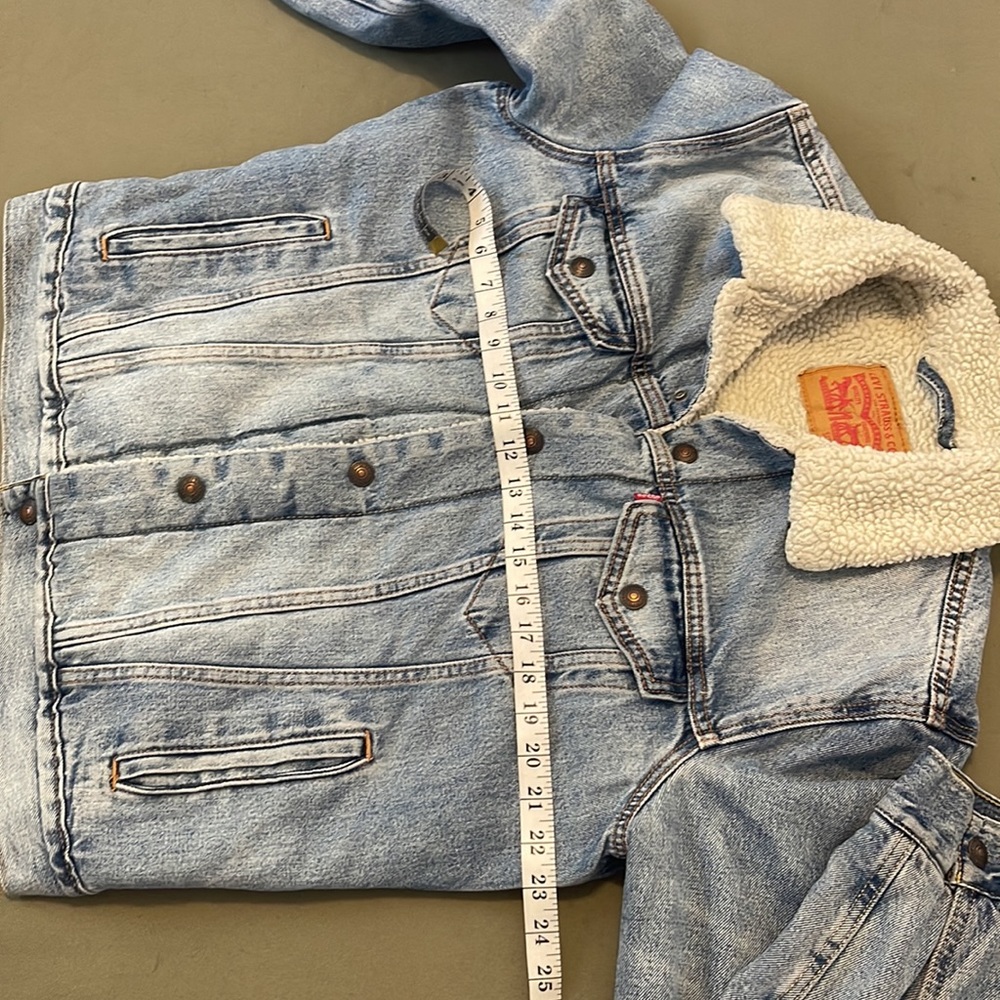 LEVIβS STRAUSS & Co. Original Sherpa lined w hand pockets JACKET size MEDIUM - Picture 13 of 16